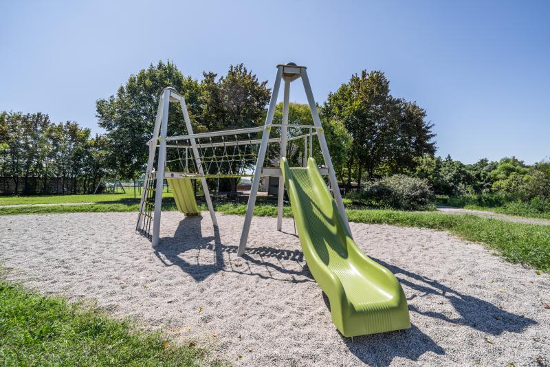 playgrounds indian xi200alu