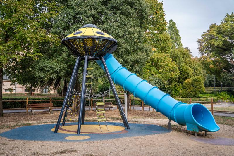 playgrounds fantasy single spaceship xfy100