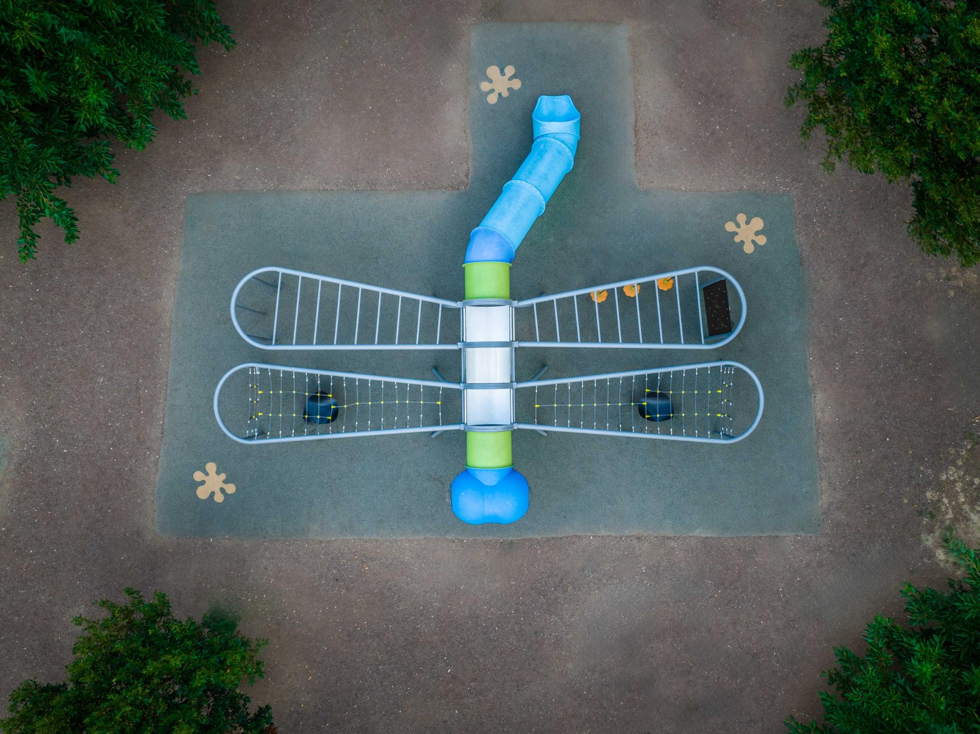 playgrounds fantasy dragonfly xfy50