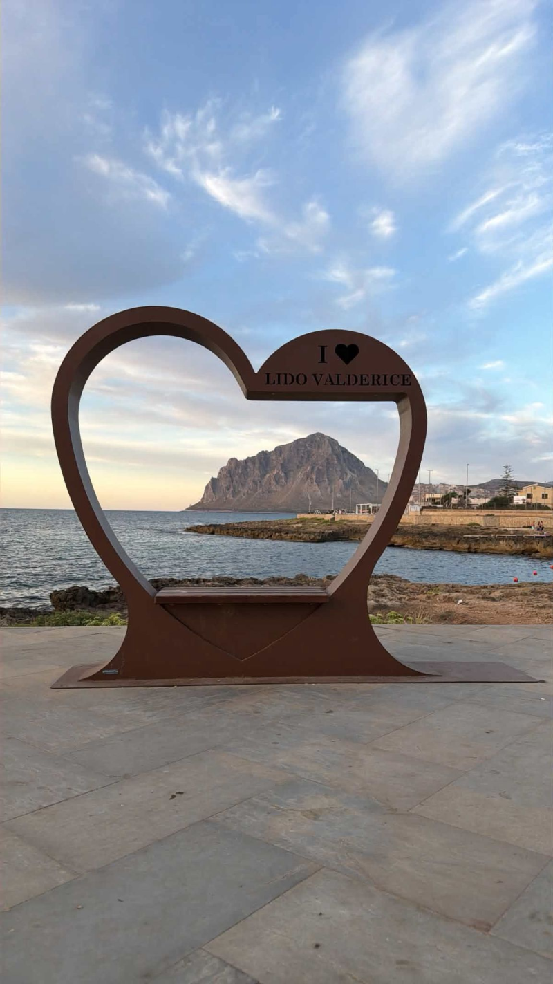 holzhof in italy Installazione Selfie Point in alluliminio per la valorizzazione del territorio - Sicilia