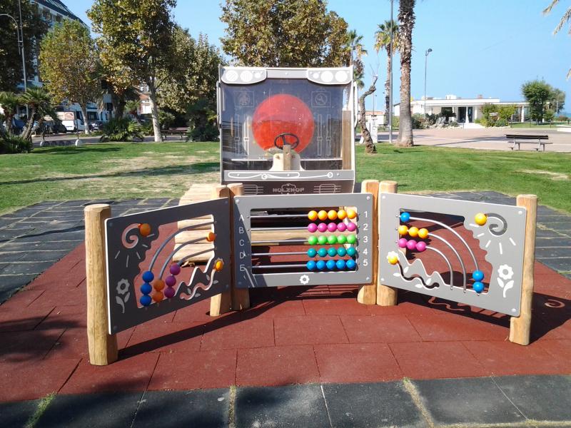 playgrounds themed structures snowcat xu10