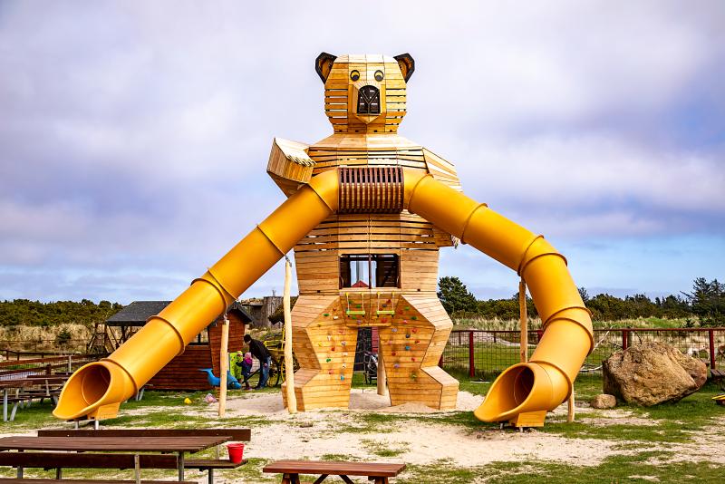 playgrounds fantasy ursus xfy350