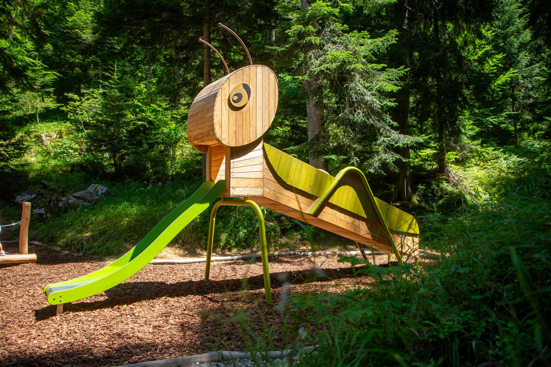 playgrounds fantasy grasshopper xfy77