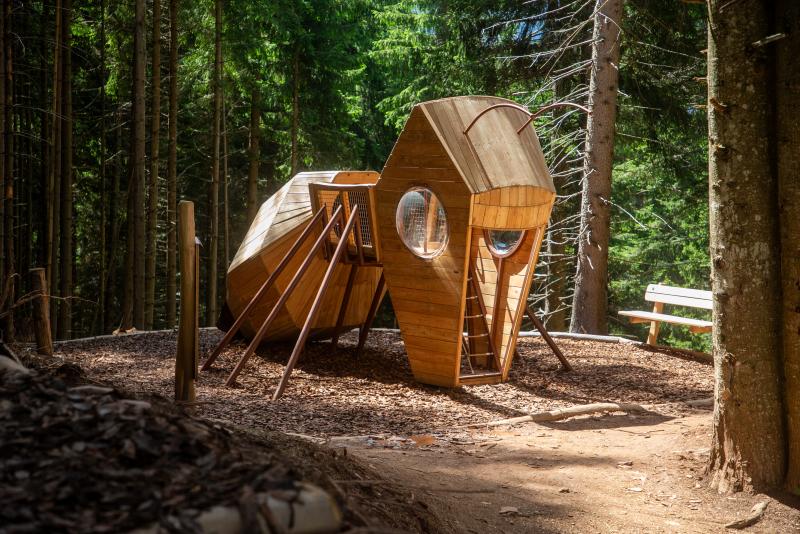playgrounds fantasy ant xfy76