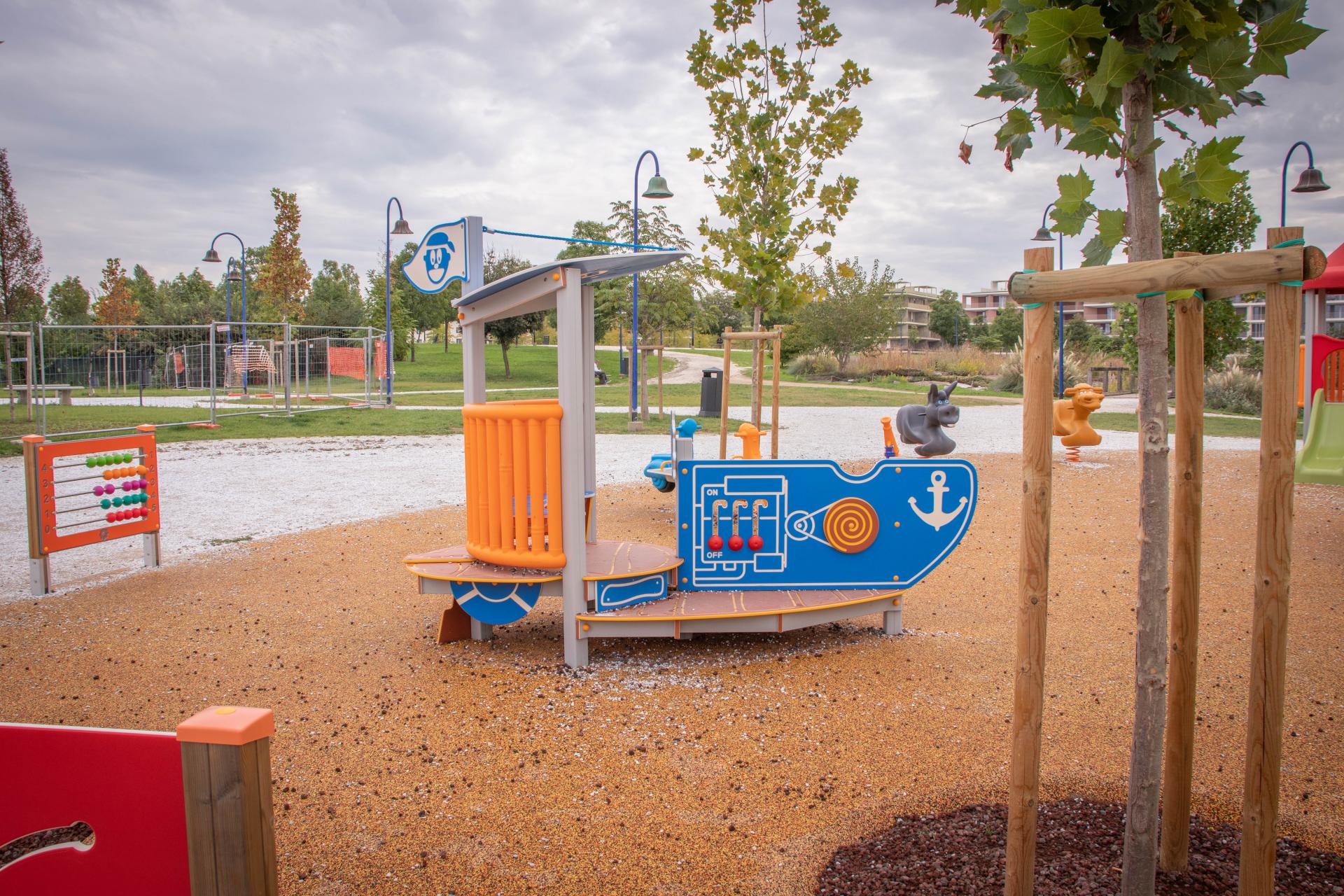 playgrounds themed structures fishing boat xo64