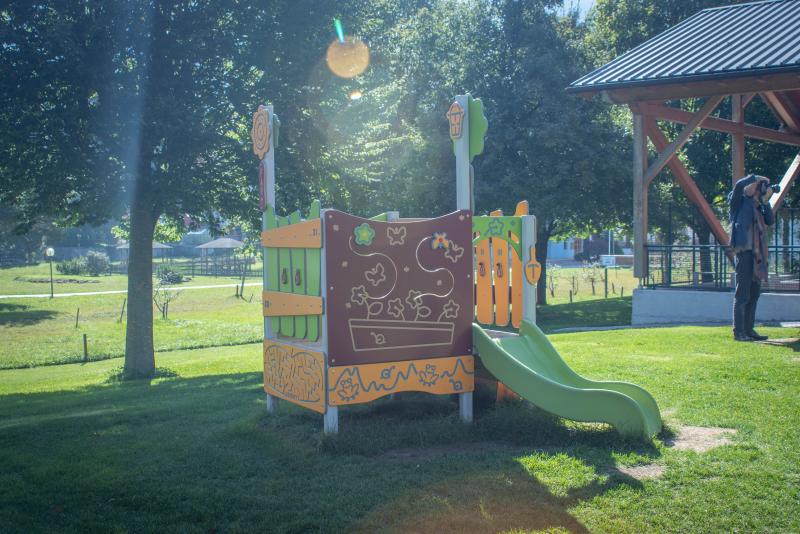 playgrounds playhouses line farm xb10