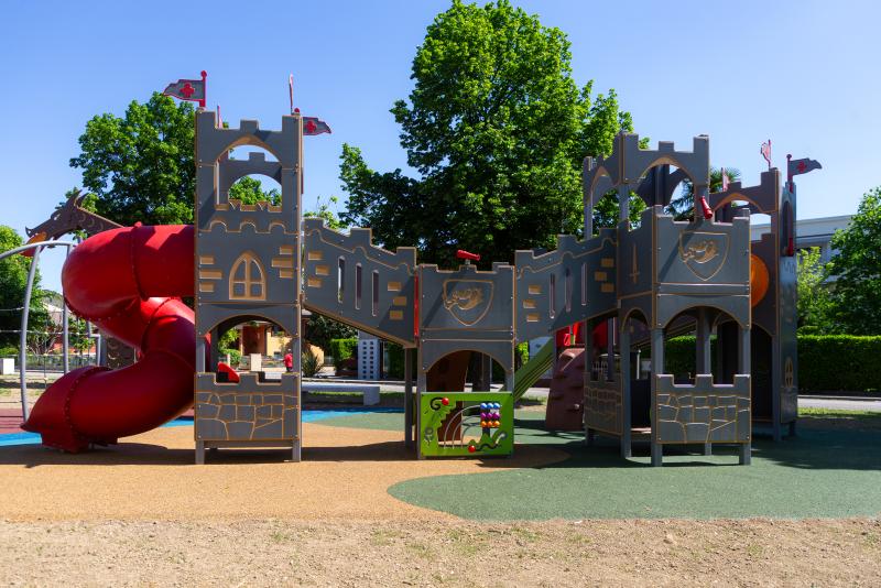 playgrounds themed structures aluminum dragon castle xt600alu